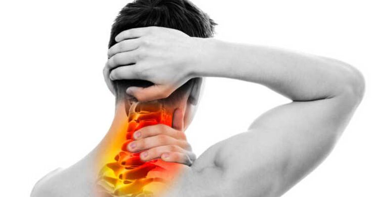 Dor no pescozo e na caluga sinais de osteocondrose